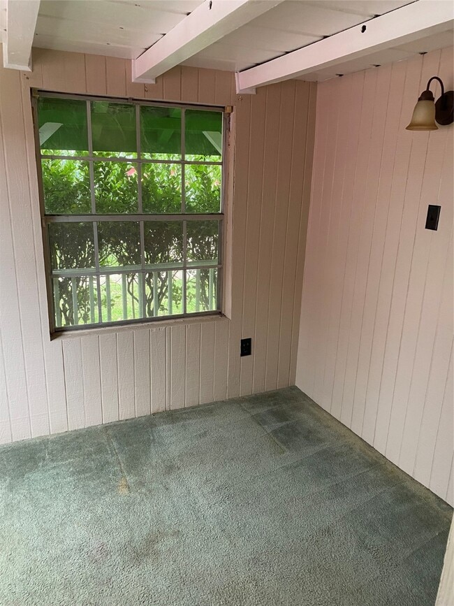 Building Photo - 3300 Elks Dr