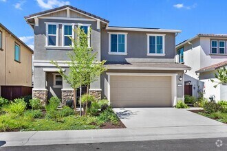 Building Photo - Gorgeous Home to Rent in Folsom!