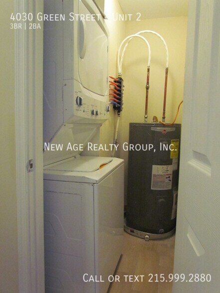 Building Photo - 4030 Green St