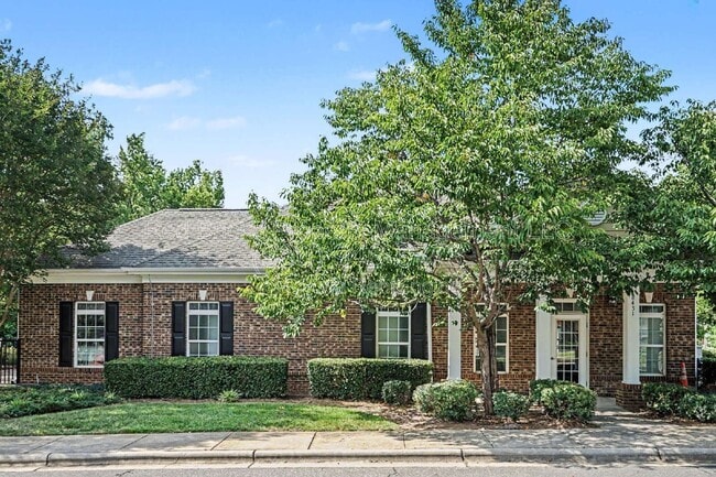 Building Photo - 10420 Benfield Rd
