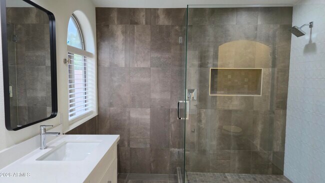 Building Photo - 9616 E Sheena Dr