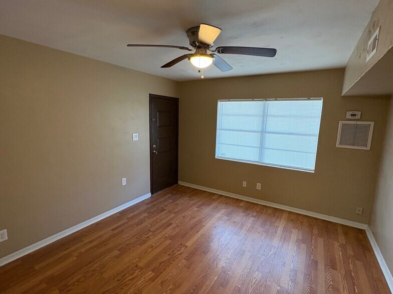 Living room freshly painted - 611 W Hancock St