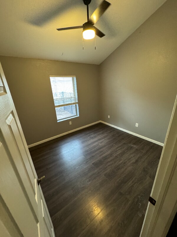 Building Photo - 128 Tierra Vista Dr