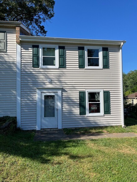 Building Photo - 599 Bailey Rd