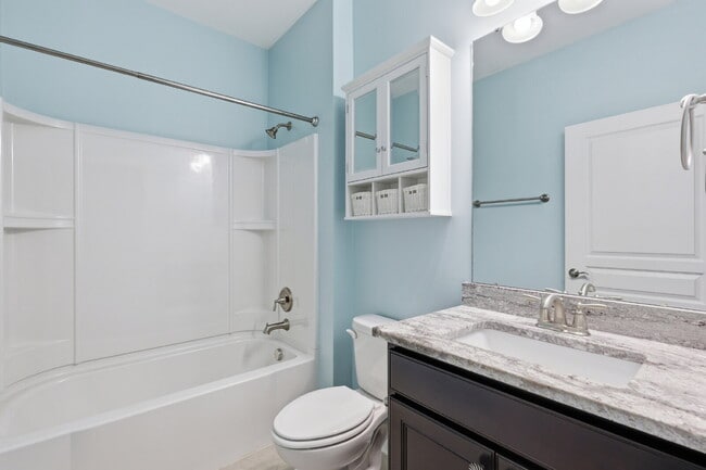 Building Photo - 686 Northlake Blvd