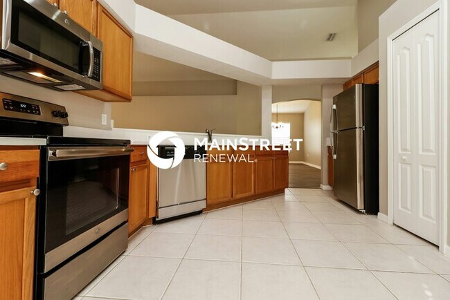 Building Photo - 4 Bedroom Pet-Friendly Home in Spring Hill...