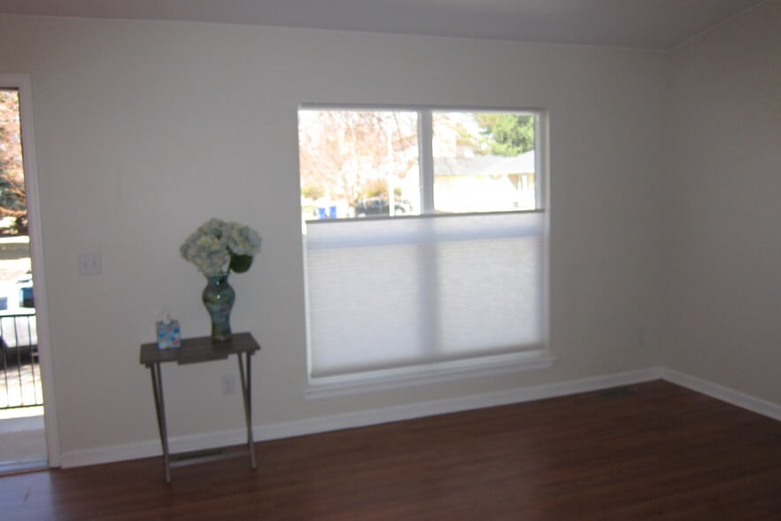 Building Photo - 4394 S Ceylon Way