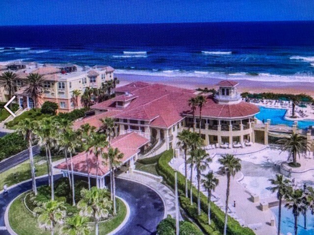 Club Aerial - 120 S Serenata Dr