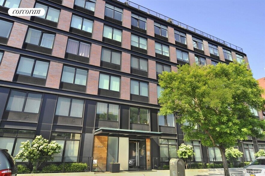 Building Photo - 21-45-45 44th Dr