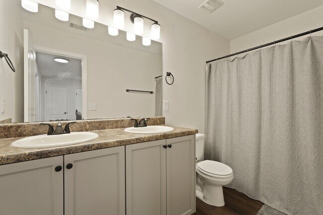 Building Photo - Spacious 4 Bedroom Home With Plenty of Space to Enjoy and Resort-style Amenities in Belmont Glen