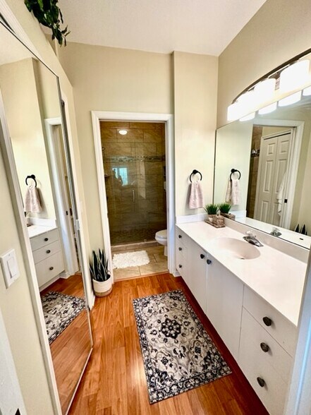 Building Photo - 5944 Sand Wedge Ln