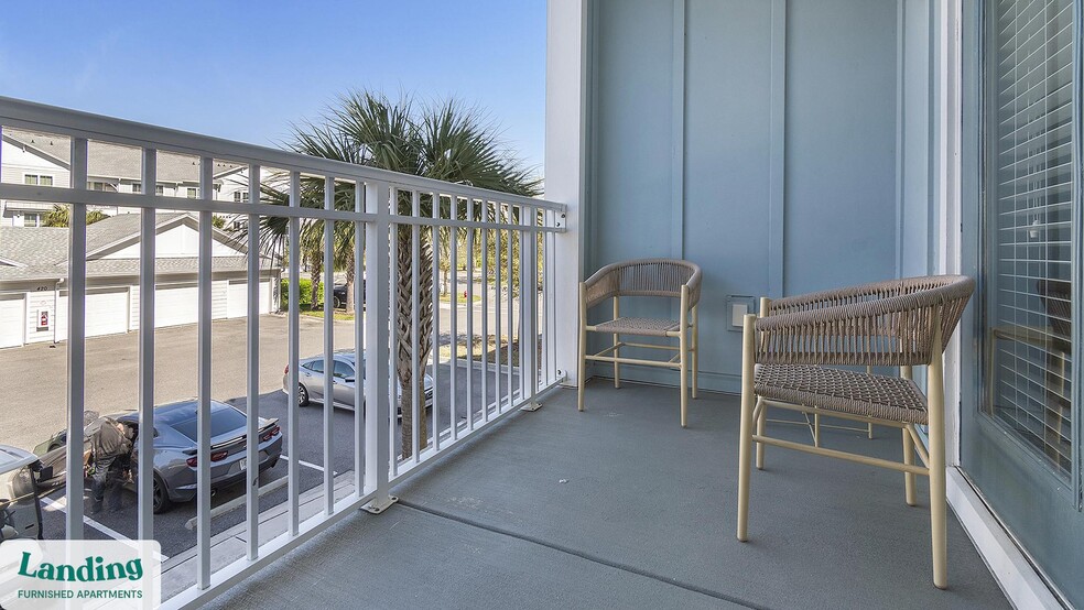 Building Photo - 215 Hunters Lk Wy