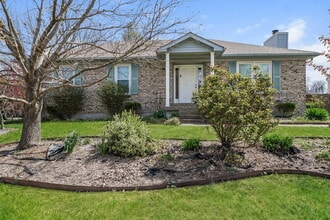 Building Photo - 7017 Field View Ct