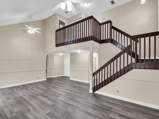 Building Photo - 2957 Oak Park Cir