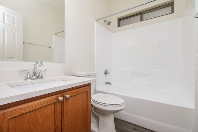 Building Photo - 17320 W Caribbean Ln