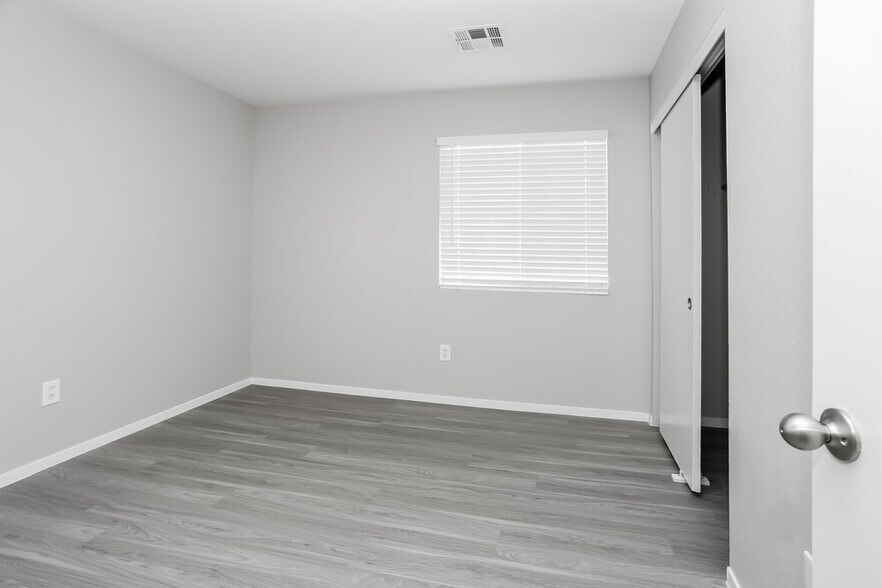 Building Photo - 4037 Sweet Surrender Ct