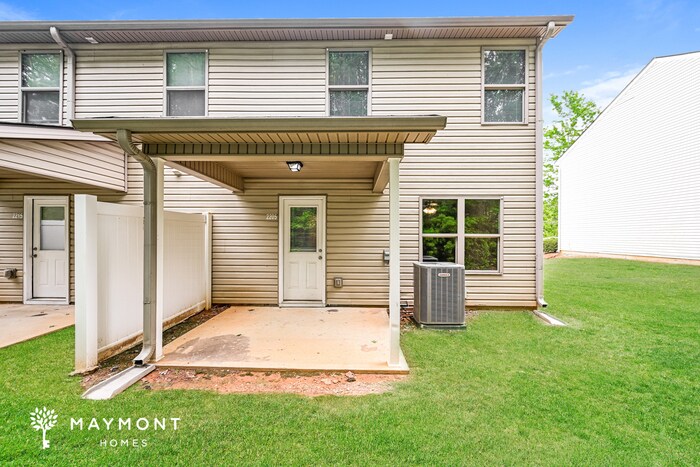 Building Photo - 2205 Marlin Dr
