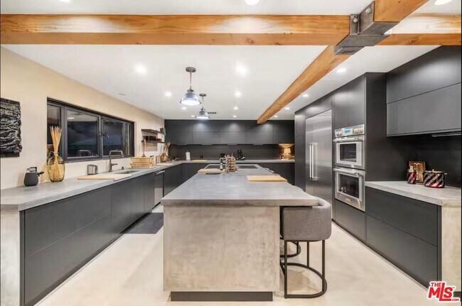 Building Photo - 20322 Del Campo Pl