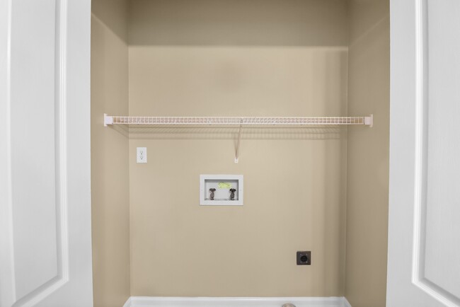 Building Photo - 3368 Marrast Dr