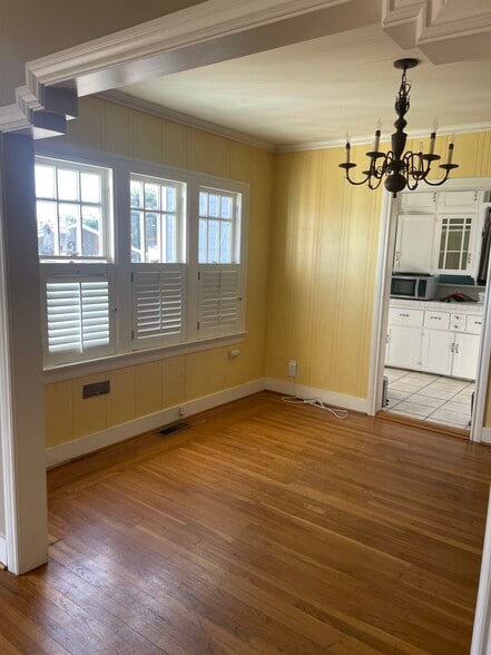 Dining room. - 920 Gravenstein Ave