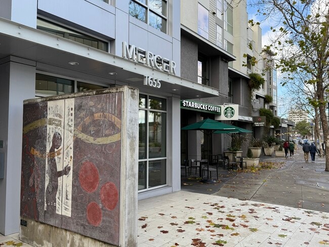 Building Photo - 1655 N California Blvd