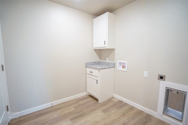 Building Photo - 2626 Baron Ave