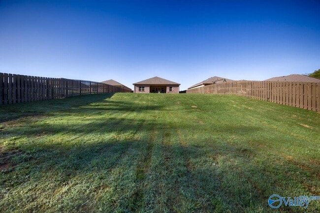 Building Photo - 157 High Leaf Dr