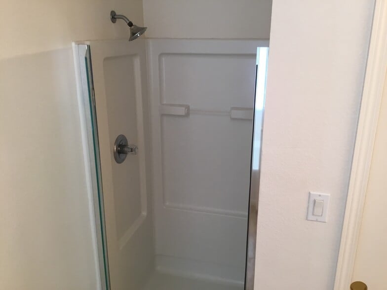 Building Photo - 1740 Sierra Norte Loop NE