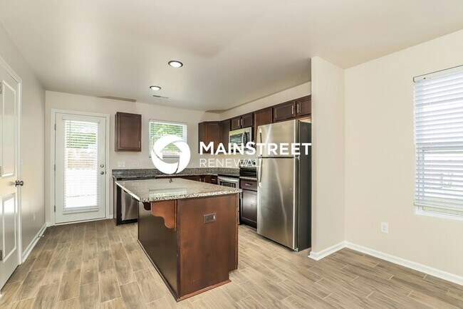 Building Photo - 3 Bedroom Pet-Friendly Home in GIBSONVILLE...