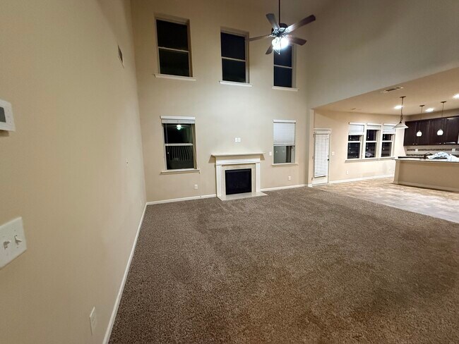 Building Photo - 2056 Tweed Dr