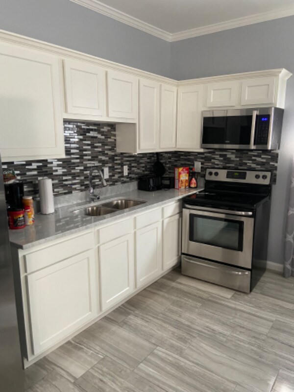 Building Photo - 7108 Selma St