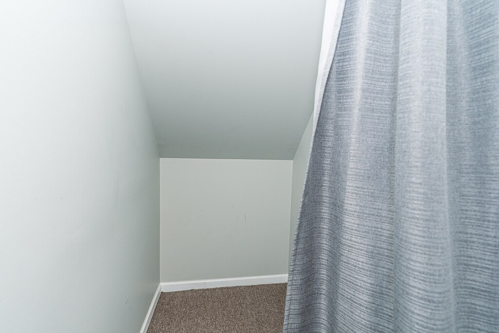 Building Photo - 5681 Pine Aires Dr