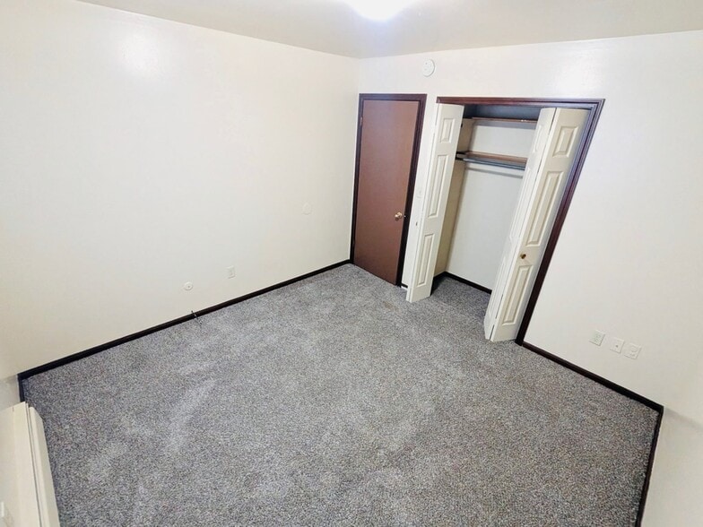 Bedroom 1 Opp. View - 1841 Blanchard St SW