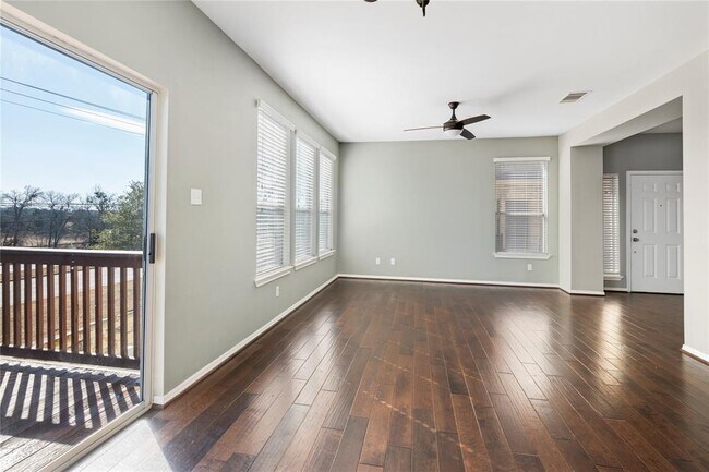 Building Photo - 700 Mandarin Flyway