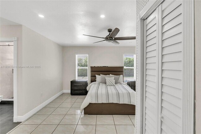 Building Photo - 8482 NW 166th Terrace