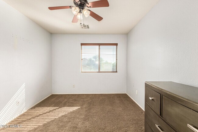 Building Photo - 3864 E Mine Shaft Rd