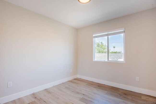 Building Photo - 4826 33rd St