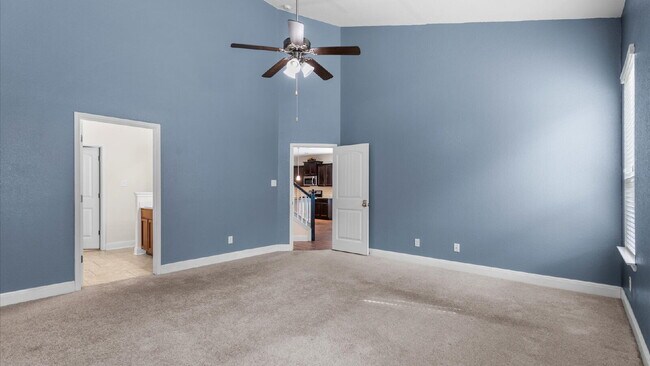 Building Photo - Spacious 4-Bedroom Home with a Backyard Oasis!