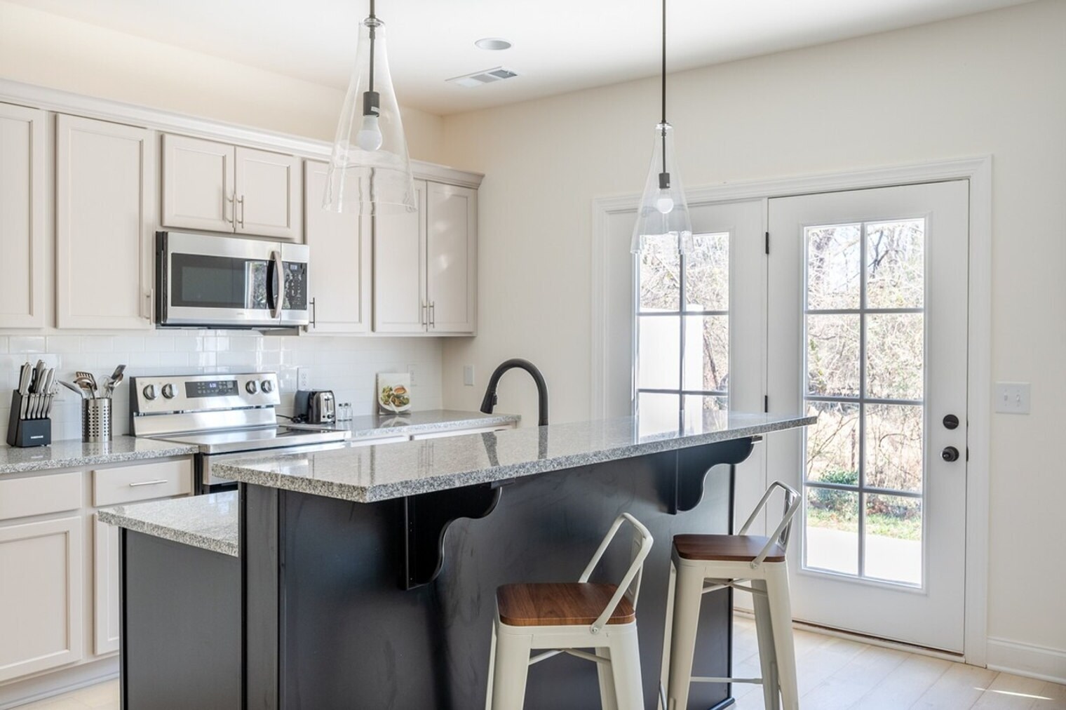 Building Photo - 3319 Old Hickory Blvd