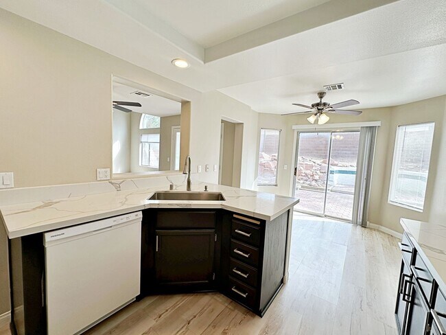 Building Photo - REMODELED 3 BEDROOM HOME IN SOUTH SHORES