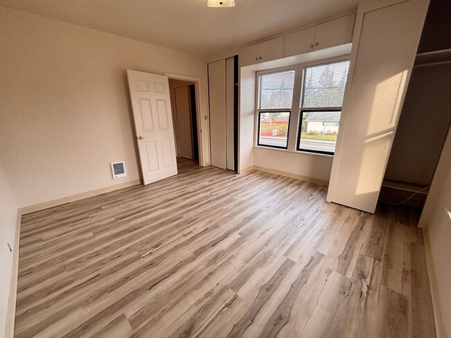 Building Photo - Thurman Family LTD Partnership