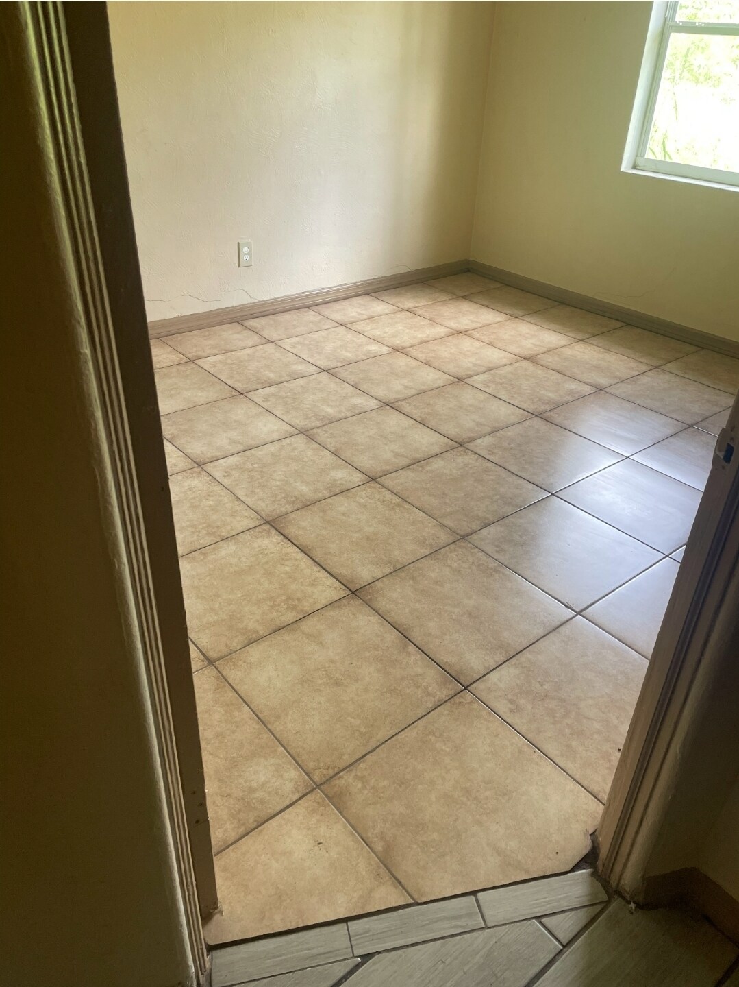 Building Photo - 926 30th St NW