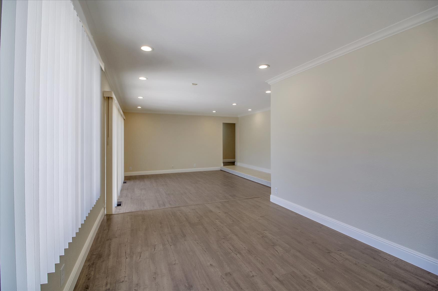 Building Photo - 6738 Tannahill Dr