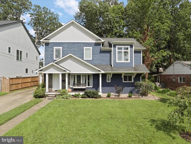 Primary Photo - 3005 Rogers Dr