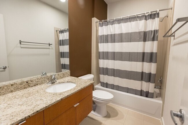 Building Photo - 2402 Morgan St