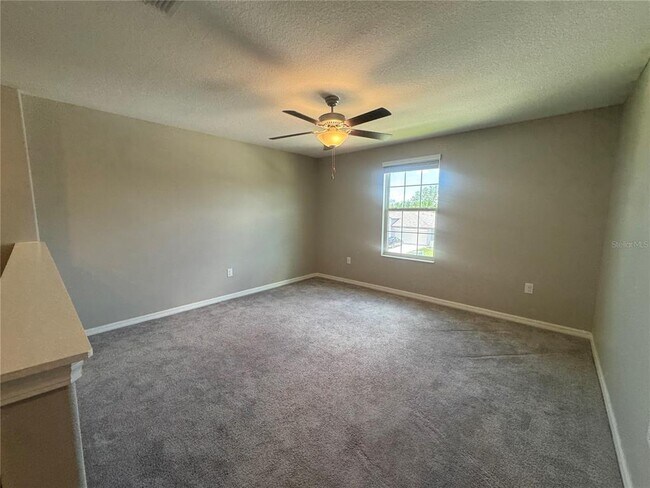 Building Photo - 5415 Amaryllis Garden St