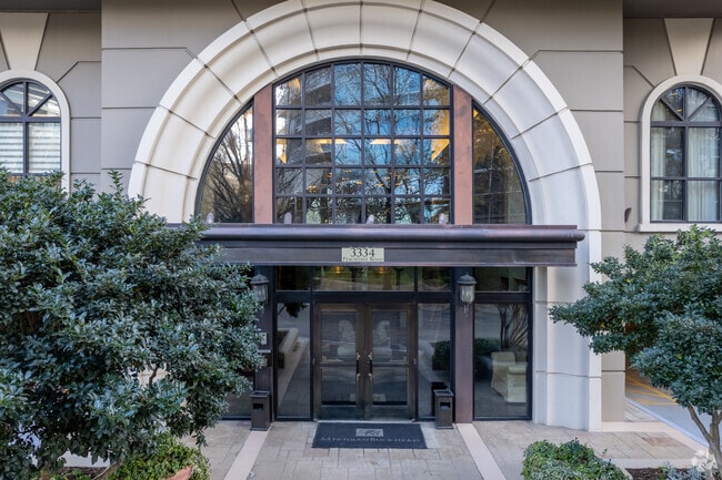 Building Photo - Meridian Buckhead