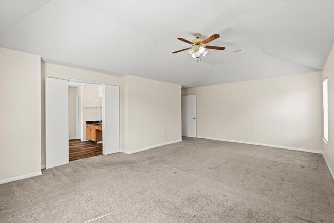 Building Photo - 15810 Mission View Ct