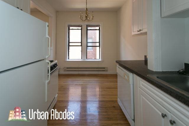 Building Photo - 3816 N Fremont St