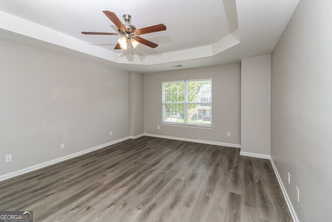 Building Photo - 138 Hidden Lake Cir